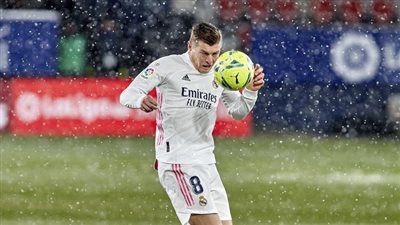 توني كروس يكشف أسباب تعادل ريال مدريد أمام أوساسونا 