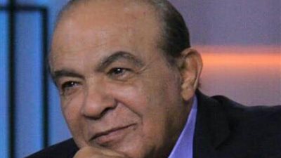 محمد إمام وسوسن بدر وشريف سلامة ينعون هادي الجيار: 