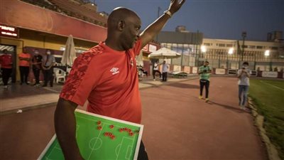 موسيماني يجهز شكري لخلافة معلول أمام الإنتاج الحربي