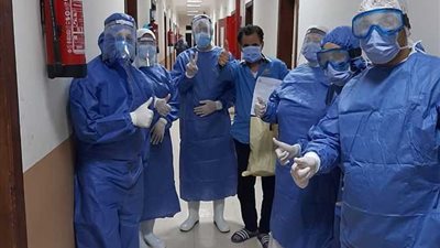 خروج وتعافي 16 حالة بعد شفائهم من كورونا بمستشفى بنها التعليمي