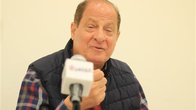 هاني مهنا يروي تفاصيل واقعة سقوطه على المسرح في حفل زفاف أحياه شكوكو