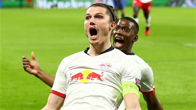 سابيترز يُبلغ لايبزيج برفض تجديد عقده.. ومورينيو يترقب