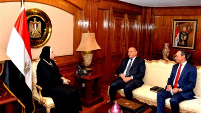 وزيرة التجارة تناقش دعم التصدير لـ15 دولة إفريقية بالتعاون مع التجاري وفا بنك