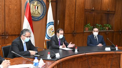 وزير البترول يطلق مبادرة جديدة لدعم السياحة والطيران