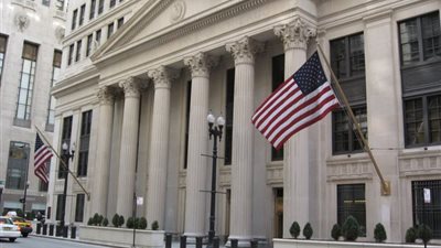 مشتريات الفيدرالي الأمريكي من السندات والأذون تسجل أعلى مستوياتها في 2020