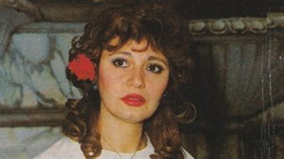 محطات في حياة مديحة كامل.. جمعت بين الفن والجمال واعتزلت في عز نجوميتها (صور)