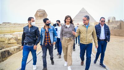 مينا مسعود: أحرص في كل زيارة لمصر على رؤية الأهرامات