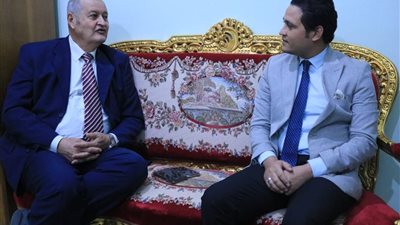 حكاية سجين انتحل صفة قاضٍ داخل الزنزانة وحاول النصب على رئيس السجون