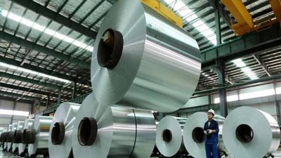 عمال مصر للألومنيوم ينهون اعتصامهم وعودة العمل بجميع القطاعات