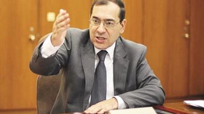 وزير البترول يوجه بالإسراع في مشروعات التحول الرقمي بمعامل التكرير