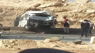 ننشر أسماء المصابين في حادث انقلاب ميكروباص على طريق أسيوط الغربي
