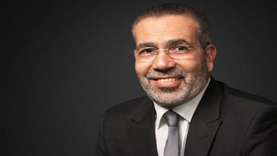 مسلسلات وأفلام وأغانٍ.. في عيد ميلاده تعرف على أبرز مؤلفات مدحت العدل