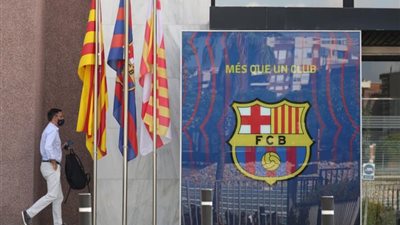 تفاصيل اجتماع برشلونة والحكومة الإسبانية