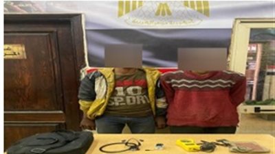 سقوط تشكيل عصابي تخصص في السرقة من داخل السيارات بالزيتون