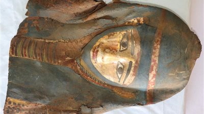 شاهد مقتنيات كشف سقارة الجديد