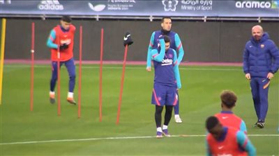 ميسي يشارك في تدريبات برشلونة الجماعية قبل مواجهة أتلتيك بيلباو 