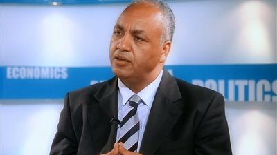 مصطفى بكري: شركة الحديد والصلب تمتلك 200 مليون طن خام بقيمة 6 مليار ات دولار