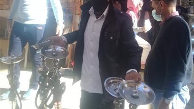 مصادرة 163 شيشة بمقاه كوم حمادة وكفر الدوار والدلنجات بالبحيرة (صور)