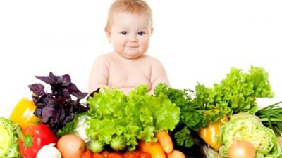 خبيرة تغذية توضح أفضل الأطعمة الصحية للأطفال