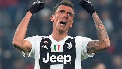 ماندوذكيتش يصل إلى ميلان من أجل إتمام الفحوصات الطبية