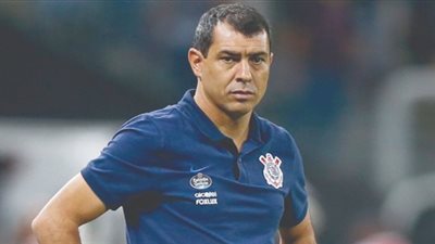 كاريلي يستقر على ملامح تشكيل الاتحاد أمام العين بالدوري السعودي