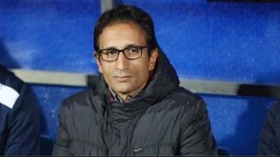 أحمد سامي يعقد جلسة مع لاعبي سموحة لمعالجة أخطاء مباراة الإنتاج.. ويُعنّف بعضهم