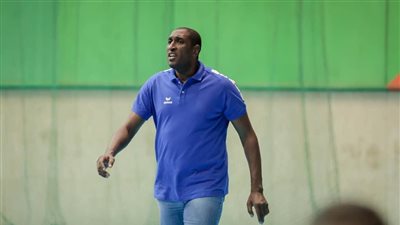 لاعب منتخب اليد السابق يكشف أسباب خسارة الفراعنة أمام السويد (خاص)