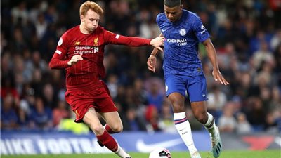 موهبة ليفربول يغادر الفريق على سبيل الإعارة خلال انتقالات يناير