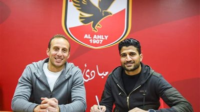 رسميًا.. علي لطفي يمدد عقده مع الأهلي لمدة 3 مواسم