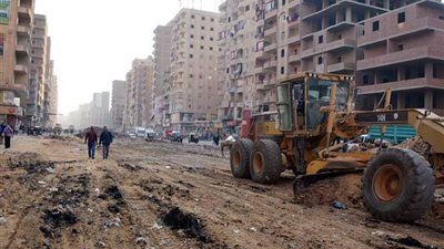 للقضاء على الكثافة المرورية.. رئيس حي شبرا الخيمة: تطوير أم بيومي وكوبري 15 مايو بـ40 مليون جنيه (صور) 