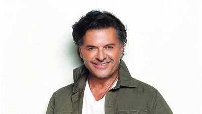 سلبية مسحة راغب علامة لفيروس كورونا بعد شعوره بالأعراض وخضوعه للحجر المنزلي (تغريدة)