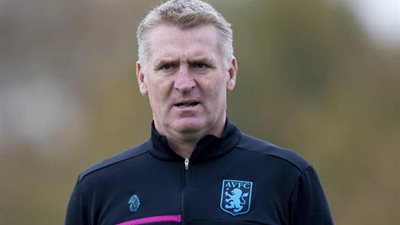 سميث يعلن تشكيل أستون فيلا لمباراة مانشستر سيتي