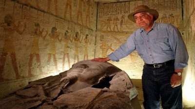 زاهي حواس لـ أحمد كريمة: أتفق معك في رأي واحد عن المومياوات.. وأدعوك لزيارة متحف الحضارة