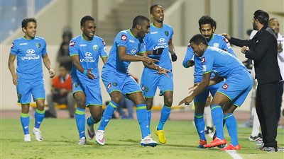 أسطورة بيرو يخذل الفتح السعودي