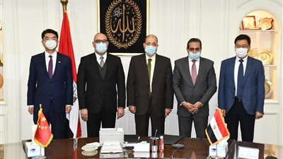 وزير الإسكان يطالب بسرعة انتهاء تنفيذ منطقة الأعمال المركزية بالعاصمة الإدارية الجديدة