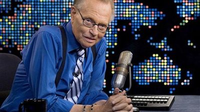 وفاة لاري كينج أشهر مذيعي قناة سي إن إن الأمريكية