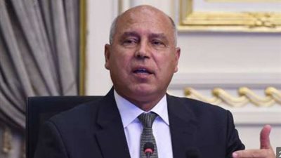 وزير النقل: 5 قطارات هدية من سيمنز للشعب المصرى والرئيس السيسي