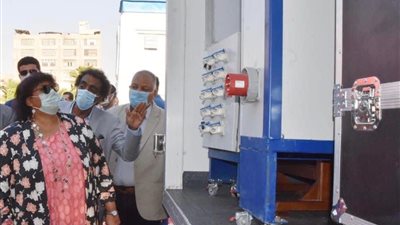 الثقافة تتسلم 6 مسارح متنقلة ومجهزة بأحدث التقنيات الفنية (صور)