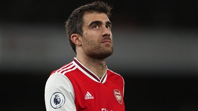 سوكراتس يقترب من الانضمام للدوري اليوناني.. ويترقب موقف ليفربول