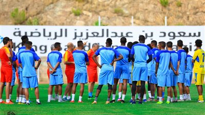 تأجيل مباراة الباطن والعين في الدوري السعودي بسبب أزمة الطيران