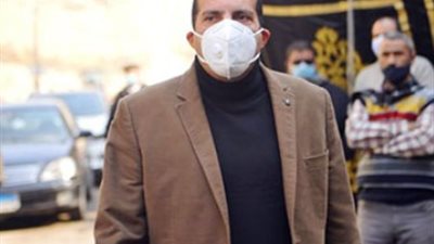 عمرو خالد يبكي في جنازة عبلة الكحلاوي: