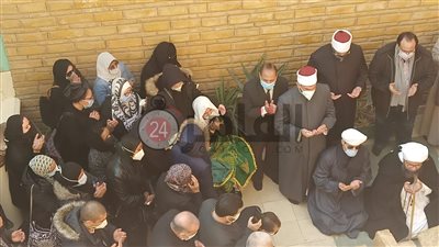 قضت أيامها تحبب خلقك بك يا الله