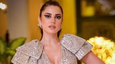 درة تهنئ الشعب المصري بذكرى ثورة 25 يناير: 