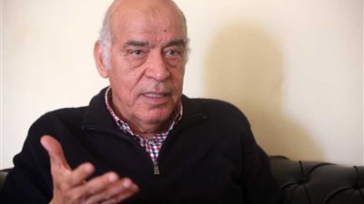 الآن.. اجتماع بين علي أبو جريشة ومسؤولي الأهلي لحسم صفقات الإسماعيلي الشتوية (خاص)