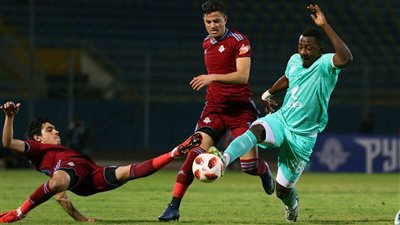 الأهلي وبيراميدز.. الأحمر أقوى دفاعيًا والأزرق السماوي يتسلح بالثلاثي الهجومي