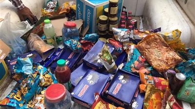 الرقابة التموينية تضبط سلعًا غذائية منتهية الصلاحية بالفيوم