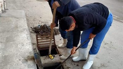 تطهير 55 شنيشة ومطبق بوسط الإسكندرية استعدادا لنوة 