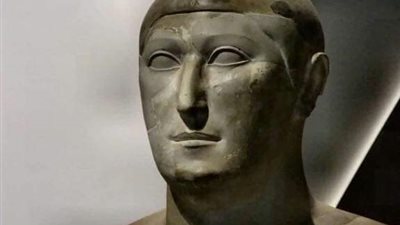 بسام الشماع يطالب بإعادة تمثال 