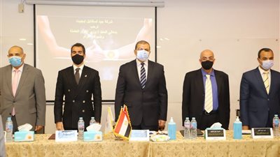 سعفان يسلم 210 عقود عمل لذوي الهمم والعزيمة بشركات العاشر من رمضان (صور)