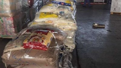 الكويت تضبط 3 أطنان ونصف مواد تموينية مدعومة كانت في طريقها إلى مصر